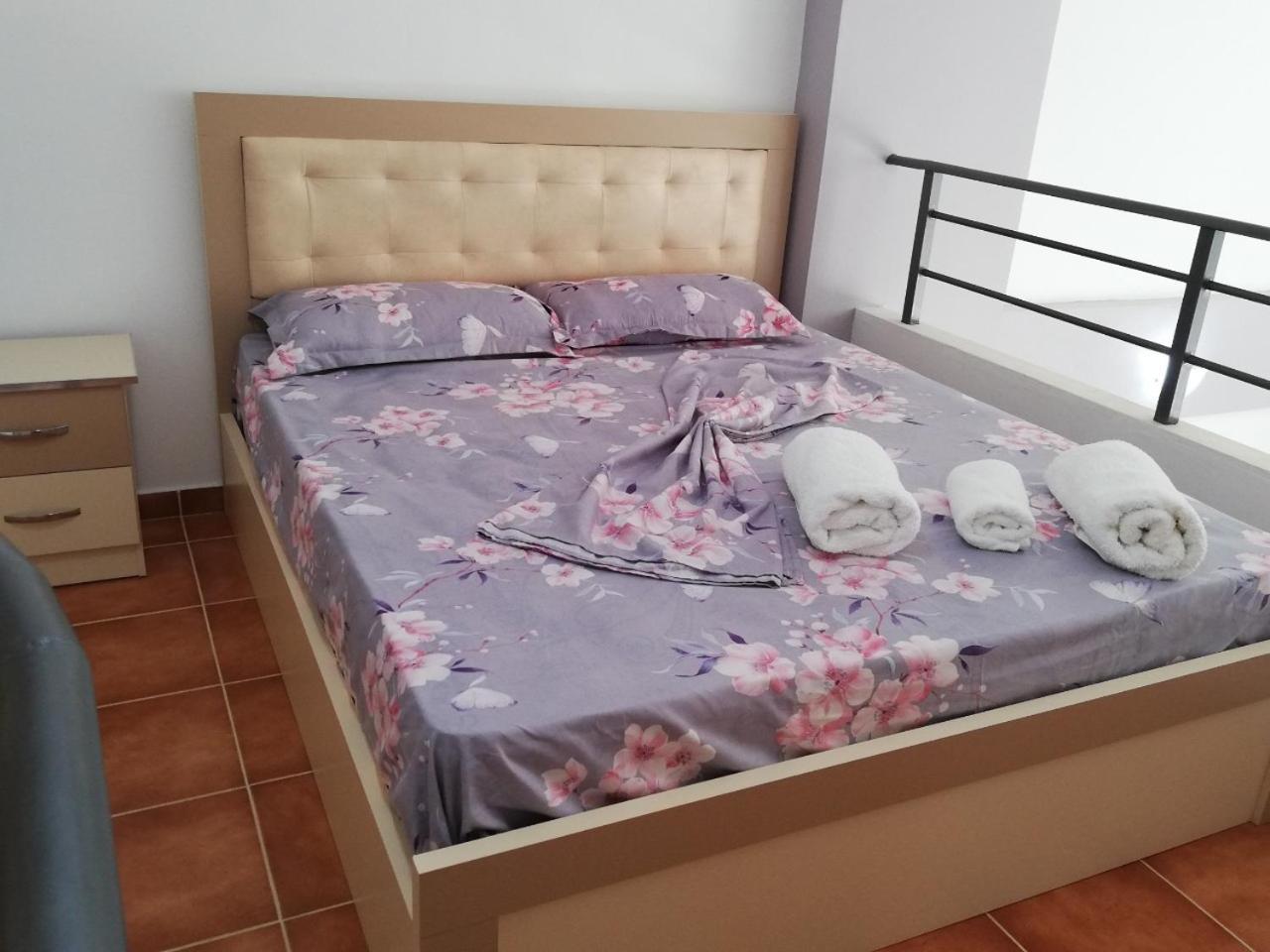 Sweet Dreams Apartament Apartment Sarande Exterior photo